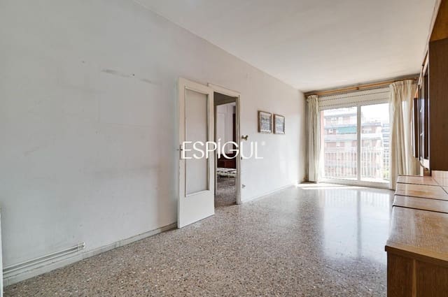 4 soverom Leilighet til salgs i Sants-Montjuïc, Barcelona by med garasje - € 470 000 (Ref: 10016480)
