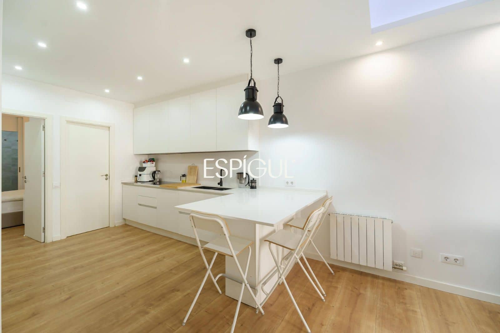 2 sypialnia Mieszkanie na sprzedaż w Miasto Barcelona - 399 000 € (Ref: 10016485)