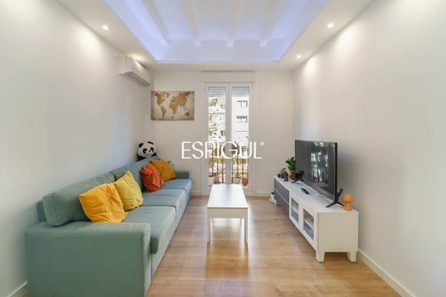2 bedroom Flat for sale in Sant Antoni, Barcelona city - € 399,000 (Ref: 10016485)
