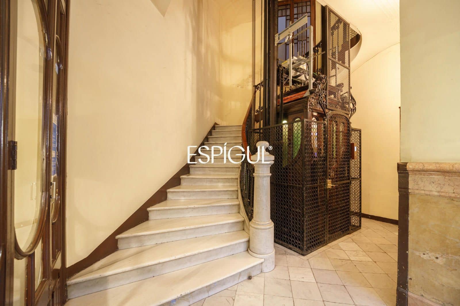 Appartement à vendre à Barcelone ville - 1 595 000 € (Ref: 10016486)