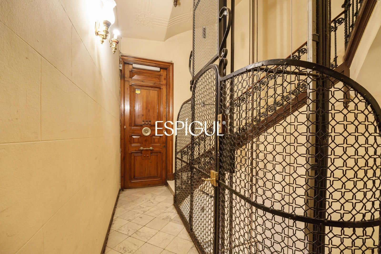 Appartement à vendre à Barcelone ville - 1 595 000 € (Ref: 10016486)