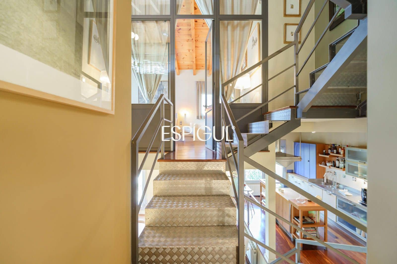 4 sovrum Villa till salu i Molins de Rei med garage - 890 000 € (Ref: 10020004)