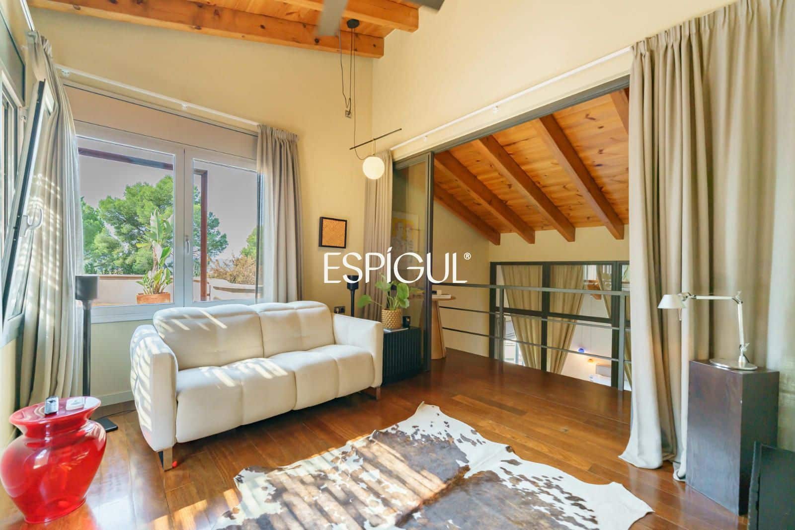4 sovrum Villa till salu i Molins de Rei med garage - 890 000 € (Ref: 10020004)