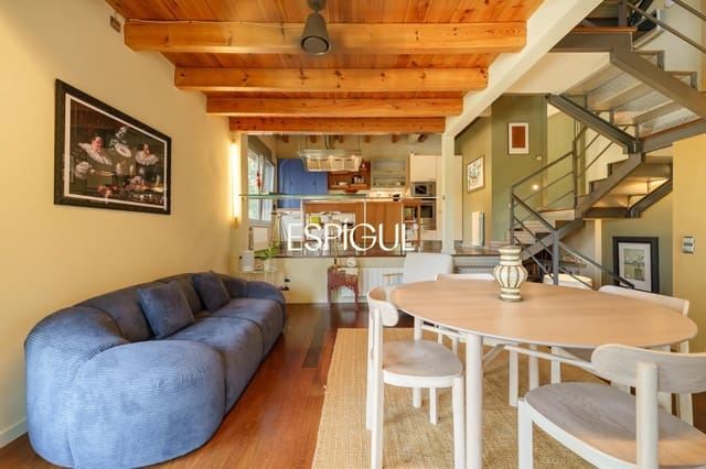4 sovrum Villa till salu i Molins de Rei med garage - 890 000 € (Ref: 10020004)