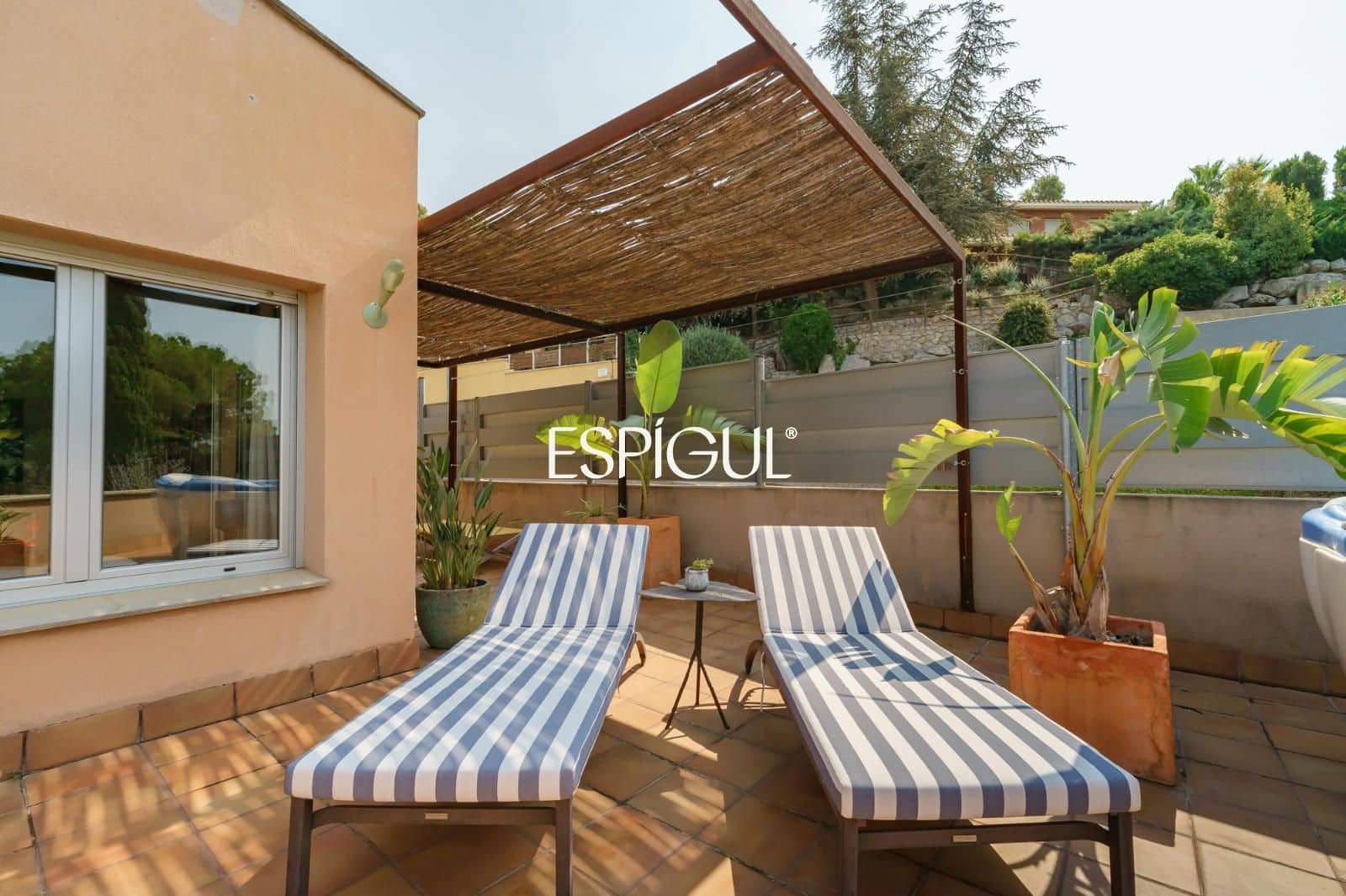 4 sovrum Villa till salu i Molins de Rei med garage - 890 000 € (Ref: 10020004)