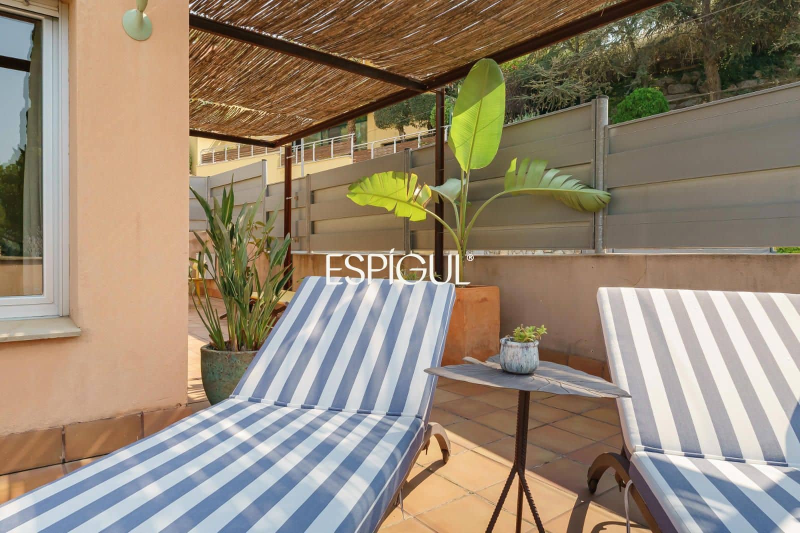 4 sovrum Villa till salu i Molins de Rei med garage - 890 000 € (Ref: 10020004)