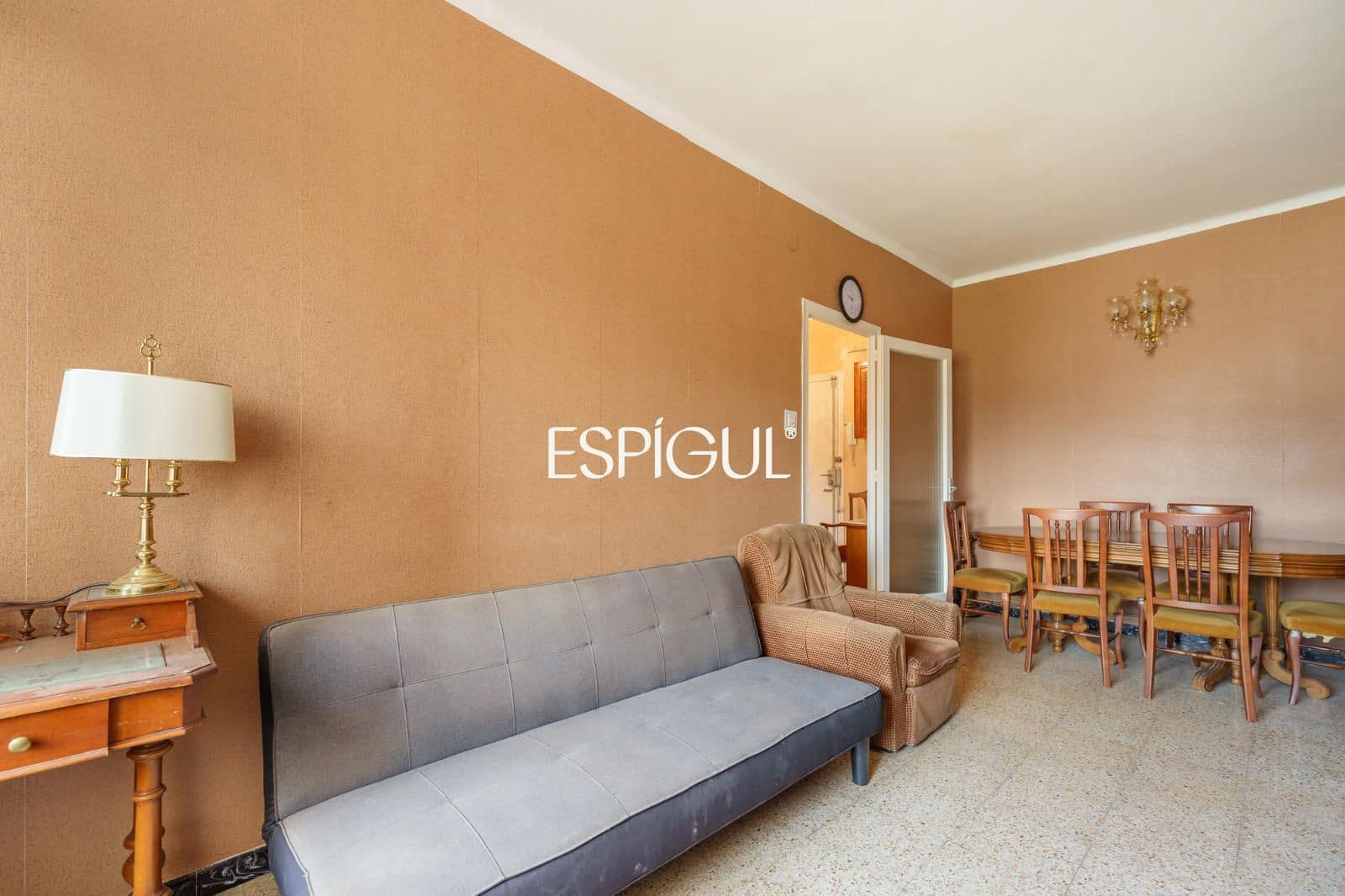 3 slaapkamer Flat te koop in Barcelona stad - € 340.000 (Ref: 10023387)