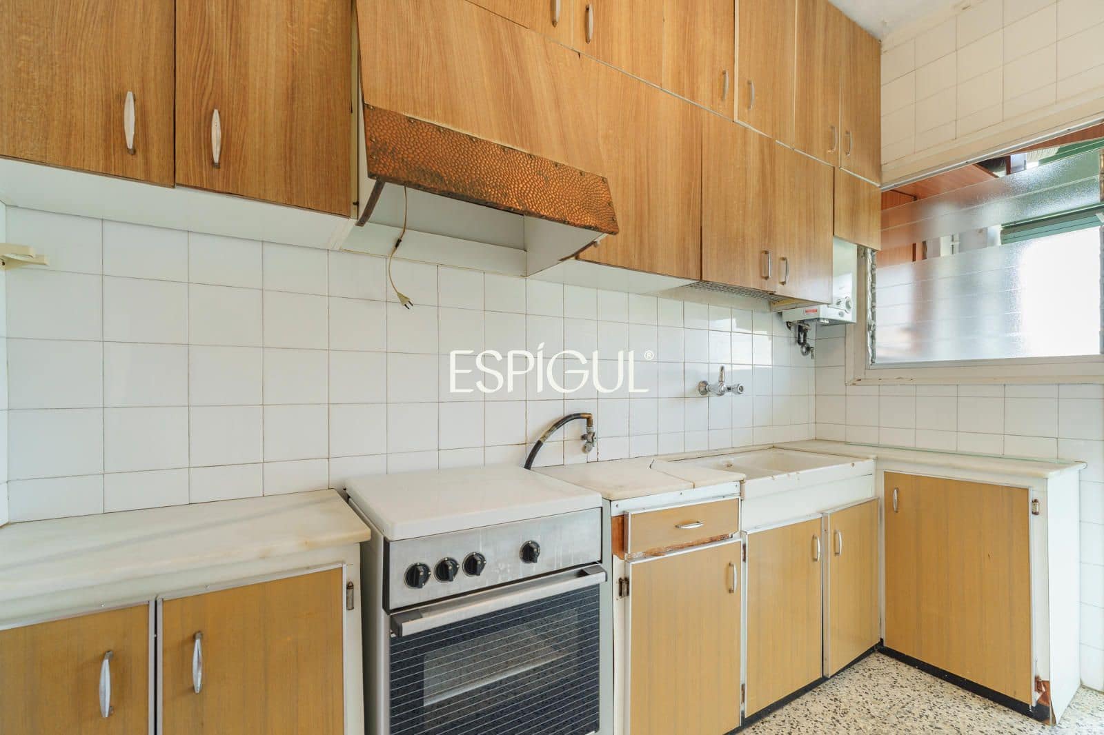 3 slaapkamer Flat te koop in Barcelona stad - € 340.000 (Ref: 10023387)