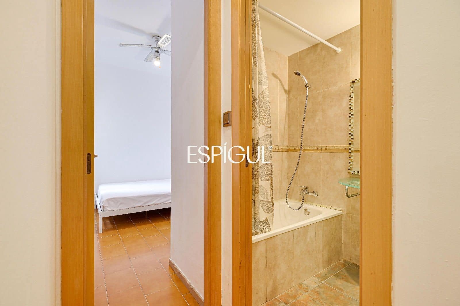 4 sypialnia Mieszkanie na sprzedaż w Miasto Barcelona - 555 000 € (Ref: 10039427)