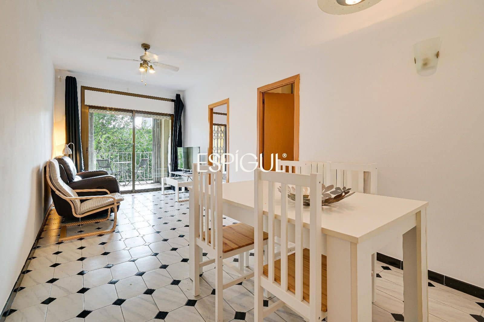 4 sypialnia Mieszkanie na sprzedaż w Miasto Barcelona - 555 000 € (Ref: 10039427)