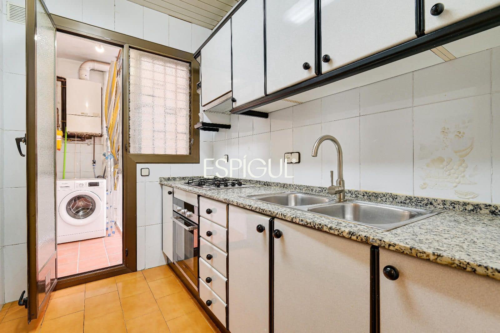 4 sypialnia Mieszkanie na sprzedaż w Miasto Barcelona - 555 000 € (Ref: 10039427)