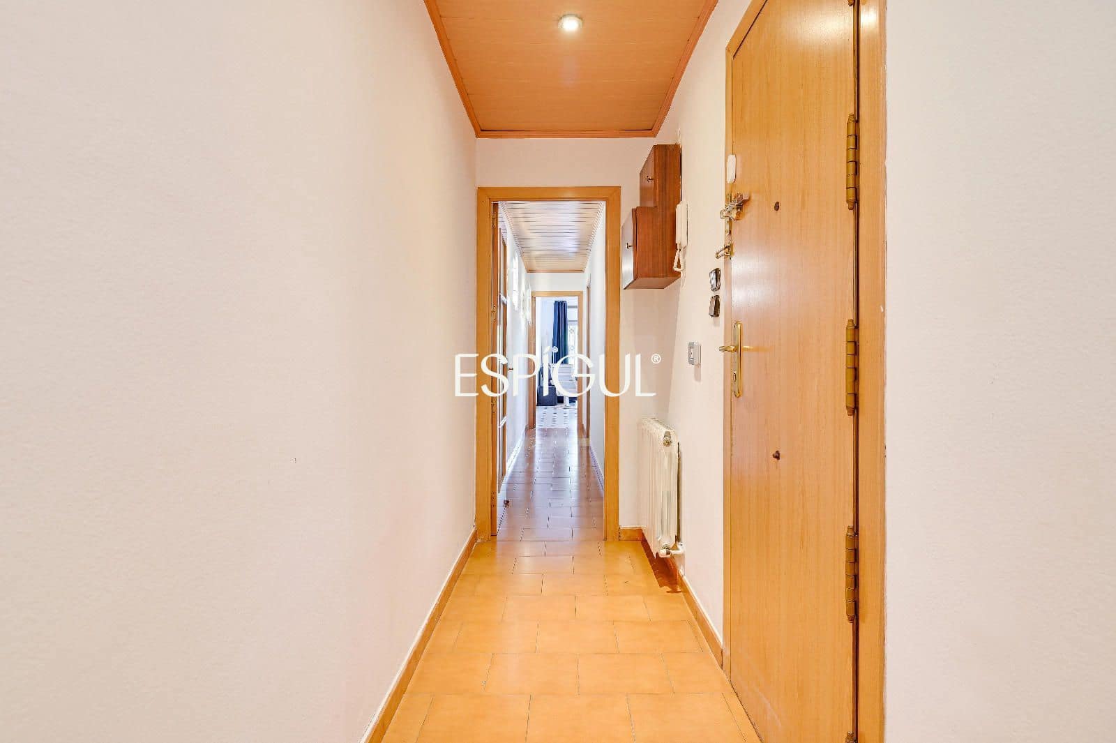 4 sypialnia Mieszkanie na sprzedaż w Miasto Barcelona - 555 000 € (Ref: 10039427)