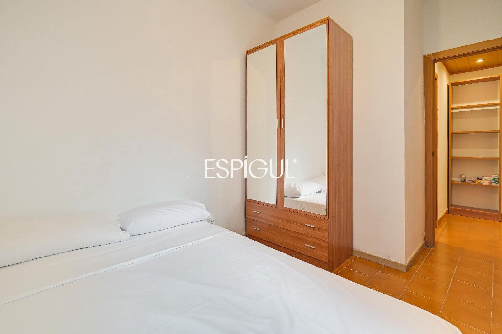 4 sypialnia Mieszkanie na sprzedaż w Miasto Barcelona - 555 000 € (Ref: 10039427)