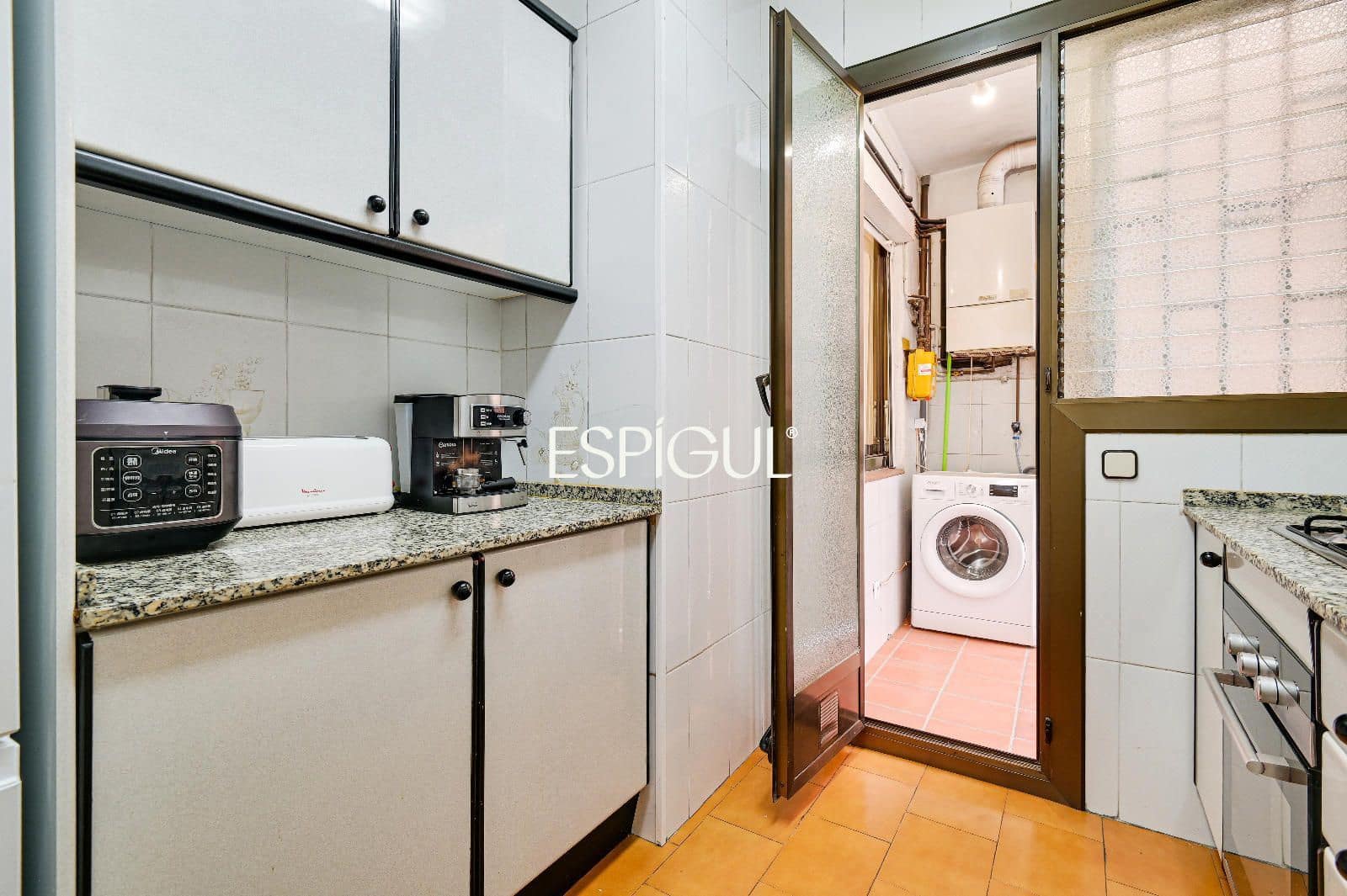 4 sypialnia Mieszkanie na sprzedaż w Miasto Barcelona - 555 000 € (Ref: 10039427)