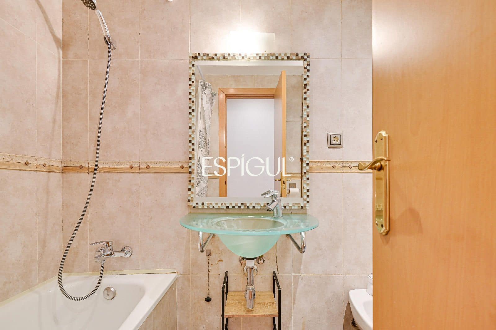 4 sypialnia Mieszkanie na sprzedaż w Miasto Barcelona - 555 000 € (Ref: 10039427)