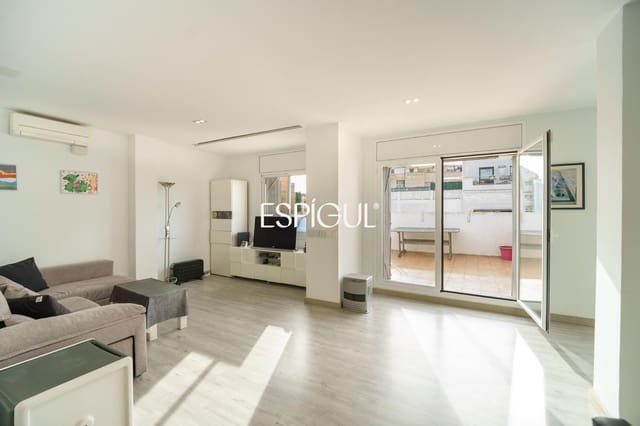 Ático de 4 habitaciones en Sants - Badal, Barcelona ciudad en venta - 690.000 € (Ref: 10072954)
