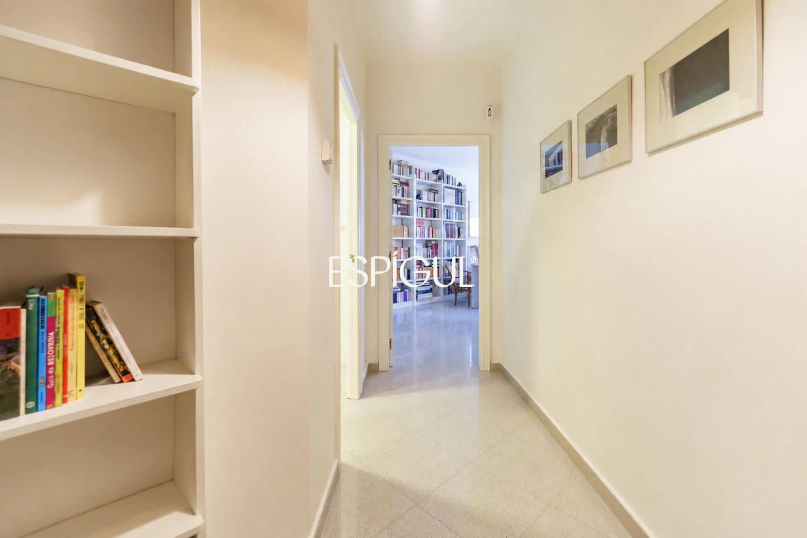 4 sypialnia Mieszkanie na sprzedaż w Miasto Barcelona - 550 000 € (Ref: 10080015)