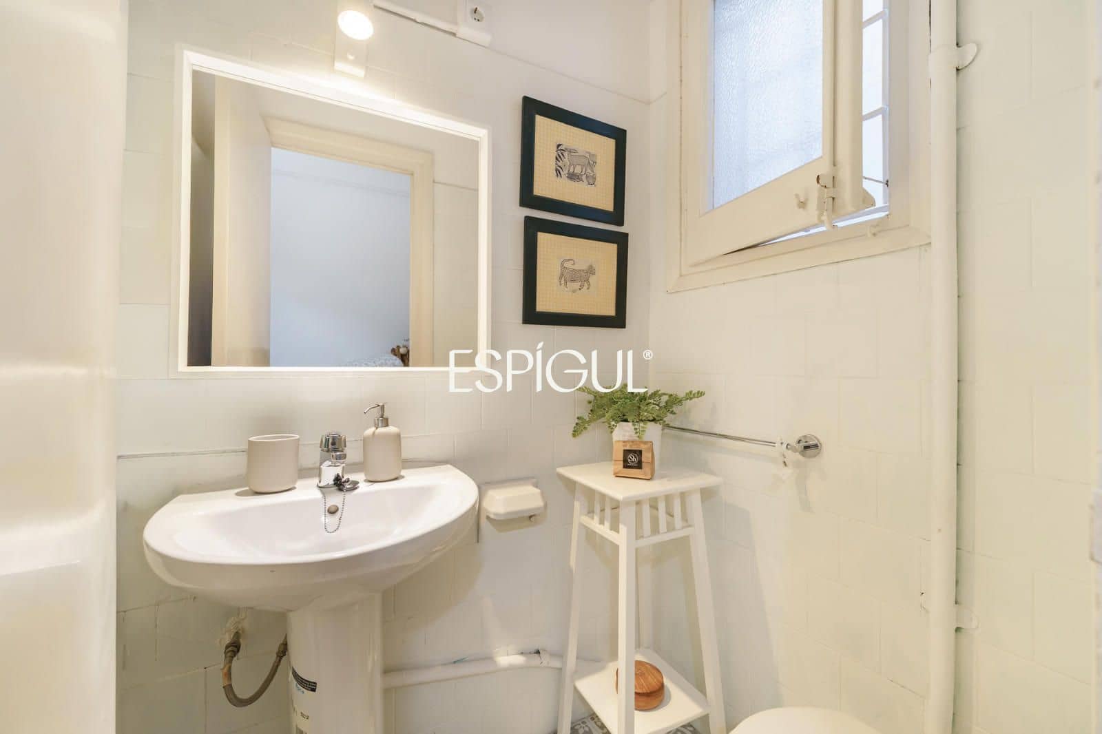 Piso de 3 habitaciones en Barcelona ciudad en venta - 950.000 € (Ref: 10085099)