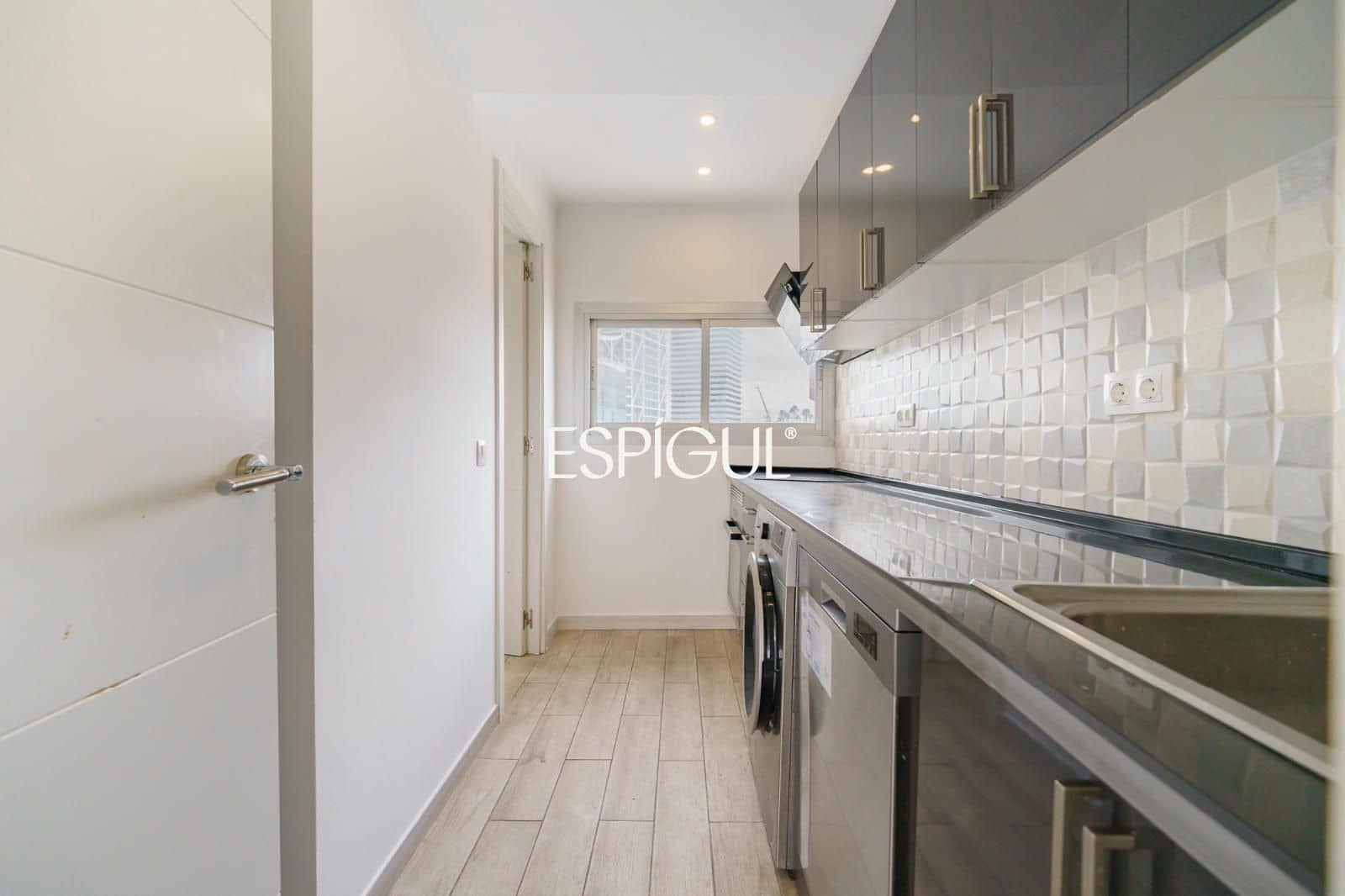 3 slaapkamer Penthouse te koop in Barcelona stad - € 595.000 (Ref: 10093853)