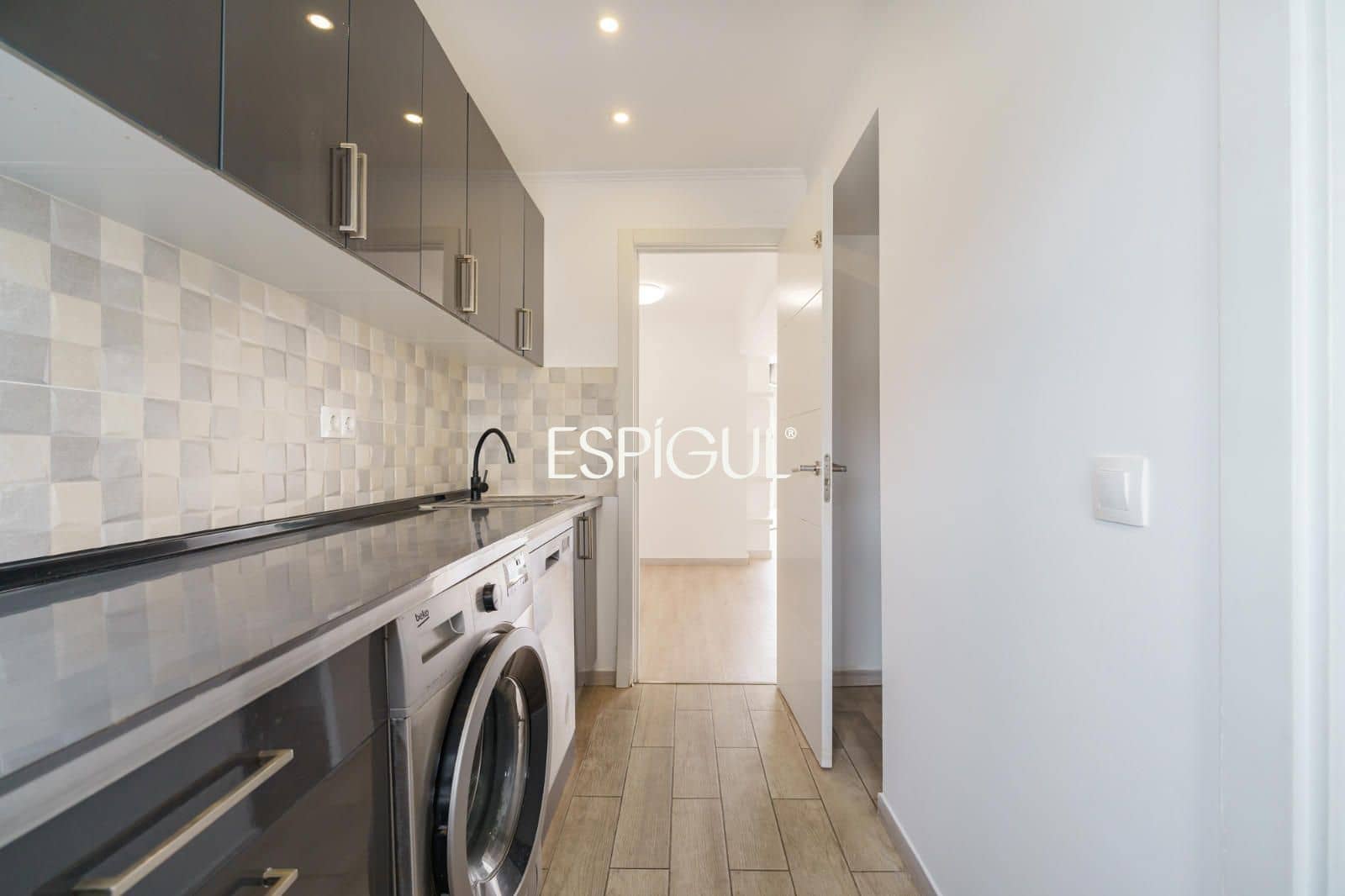 3 slaapkamer Penthouse te koop in Barcelona stad - € 595.000 (Ref: 10093853)