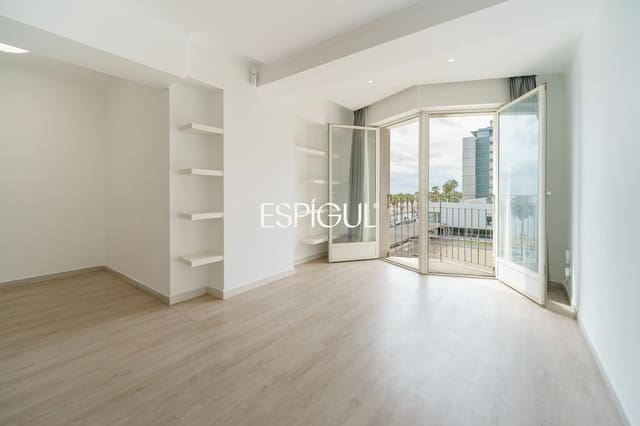 3 slaapkamer Penthouse te koop in Ciutat Vella, Barcelona stad - € 595.000 (Ref: 10093853)