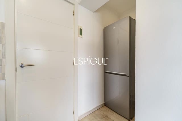 3 slaapkamer Penthouse te koop in Ciutat Vella, Barcelona stad - € 595.000 (Ref: 10093853)