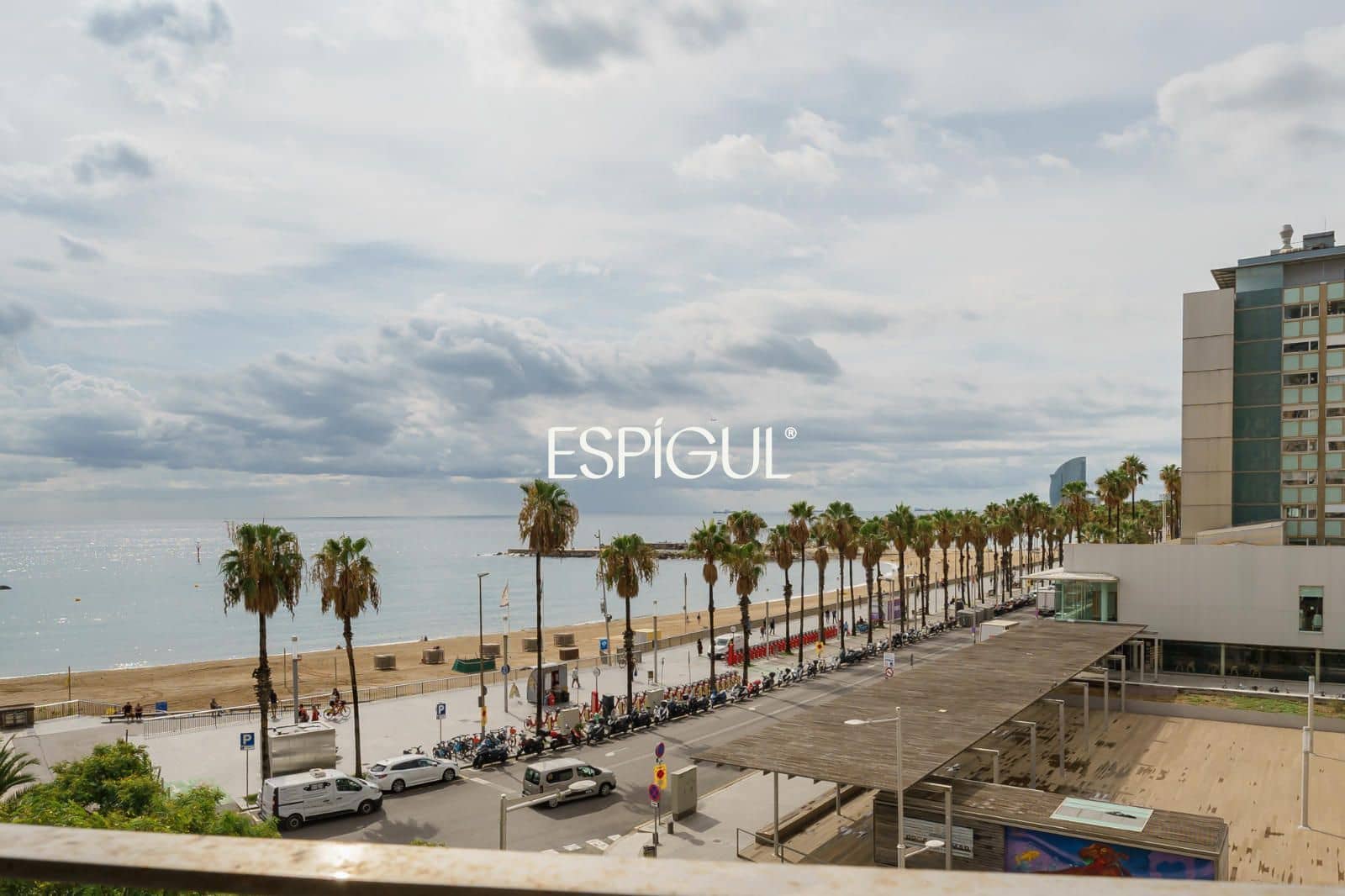 3 slaapkamer Penthouse te koop in Barcelona stad - € 595.000 (Ref: 10093853)