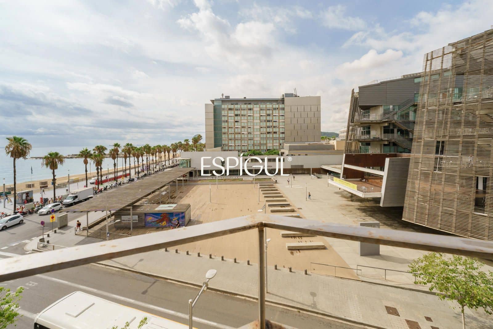 3 slaapkamer Penthouse te koop in Barcelona stad - € 595.000 (Ref: 10093853)