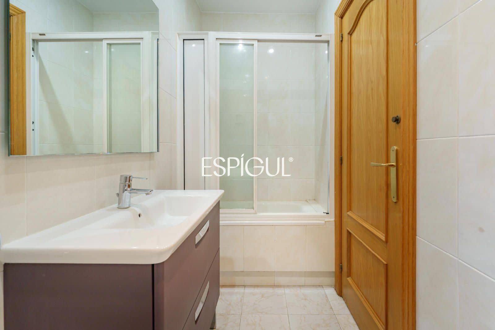 2 Zimmer Wohnung zu verkaufen in Barcelona Stadt mit Pool - 320.000 € (Ref: 10106587)