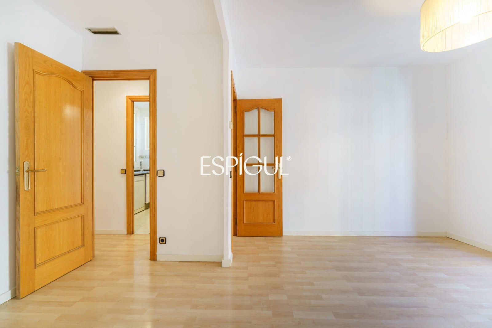 2 Zimmer Wohnung zu verkaufen in Barcelona Stadt mit Pool - 320.000 € (Ref: 10106587)