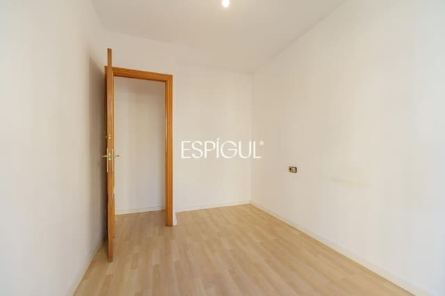 2 sovrum Lägenhet till salu i Sants-Montjuïc, Barcelona stad med pool - 320 000 € (Ref: 10106587)