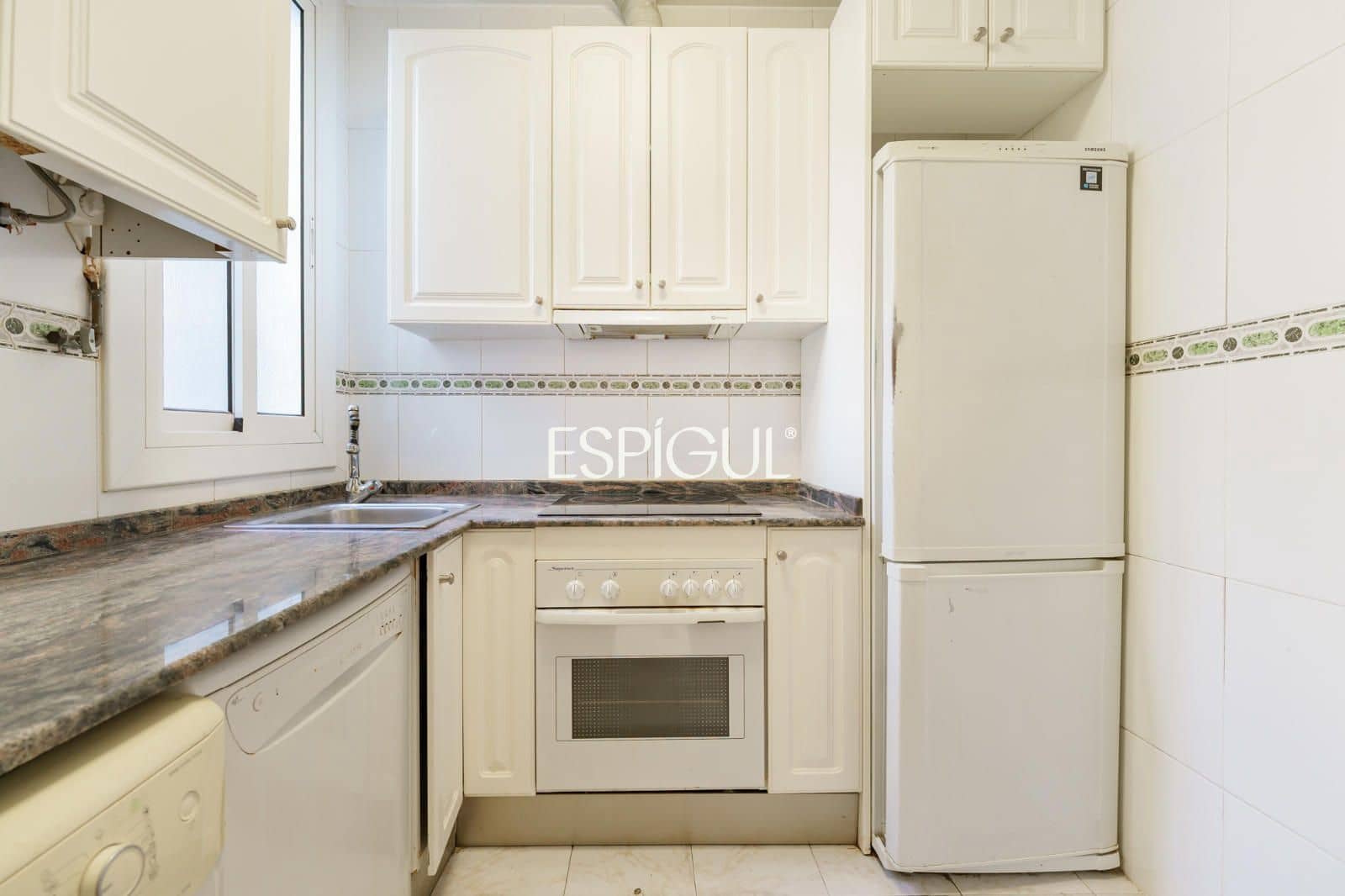 2 Zimmer Wohnung zu verkaufen in Barcelona Stadt mit Pool - 320.000 € (Ref: 10106587)