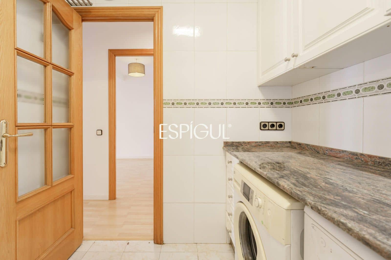 2 Zimmer Wohnung zu verkaufen in Barcelona Stadt mit Pool - 320.000 € (Ref: 10106587)