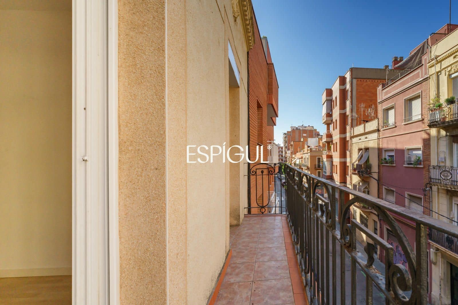 2 Zimmer Wohnung zu verkaufen in Barcelona Stadt mit Pool - 320.000 € (Ref: 10106587)