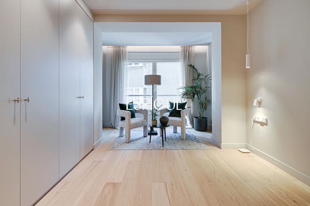 Piso de 4 habitaciones en Sarrià-Sant Gervasi, Barcelona ciudad en venta - 1.590.000 € (Ref: 10113396)