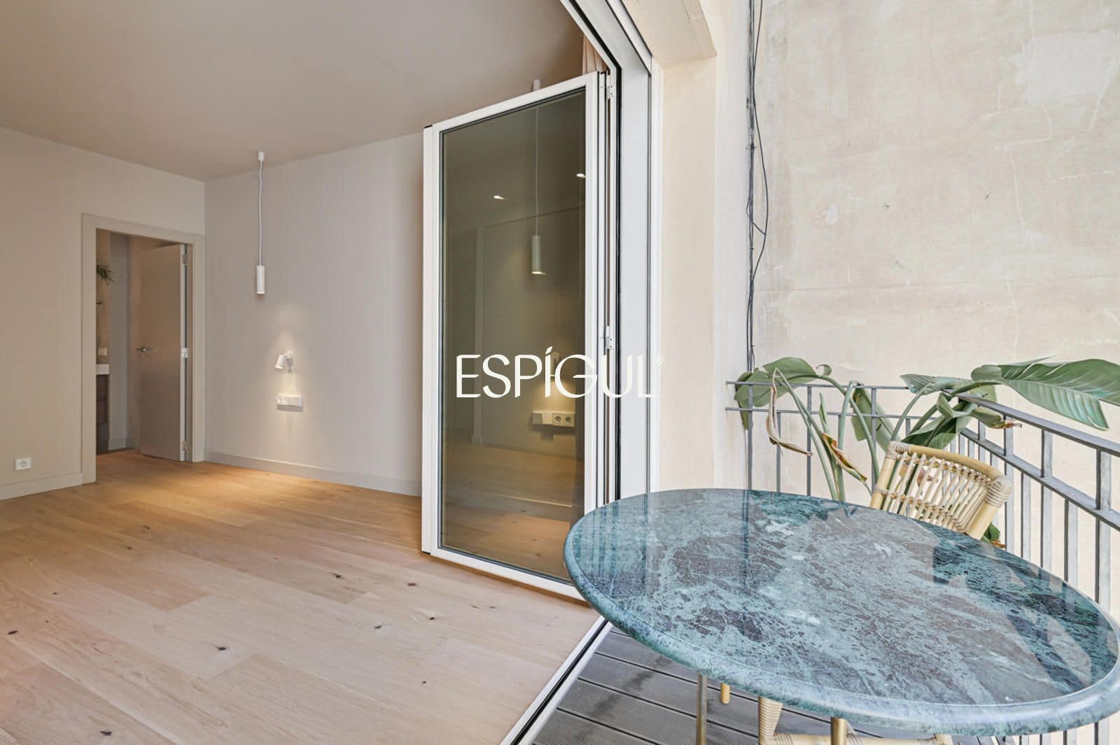 Piso de 4 habitaciones en Barcelona ciudad en venta - 1.590.000 € (Ref: 10113396)