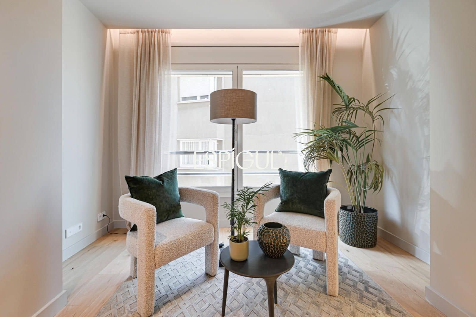 Piso de 4 habitaciones en Barcelona ciudad en venta - 1.590.000 € (Ref: 10113396)