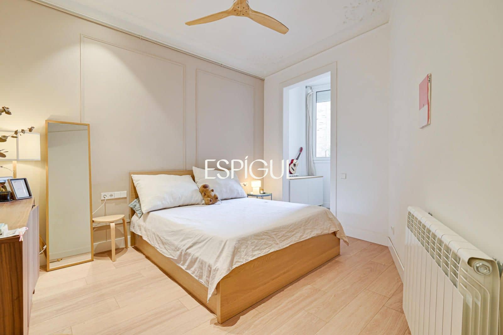 4 soveværelse Lejlighed til salg i Barcelona by - € 790.000 (Ref: 10116045)