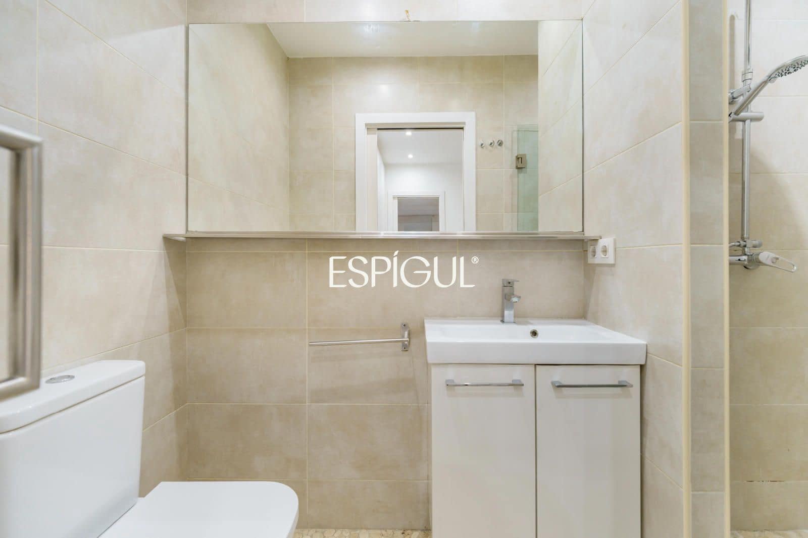 Kommersiell till salu i Barcelona stad - 150 000 € (Ref: 10124687)
