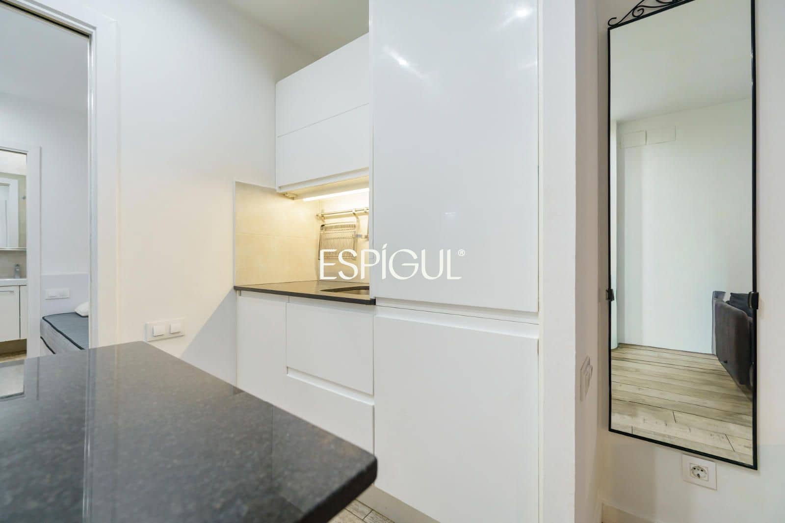Kommersiell till salu i Barcelona stad - 150 000 € (Ref: 10124687)
