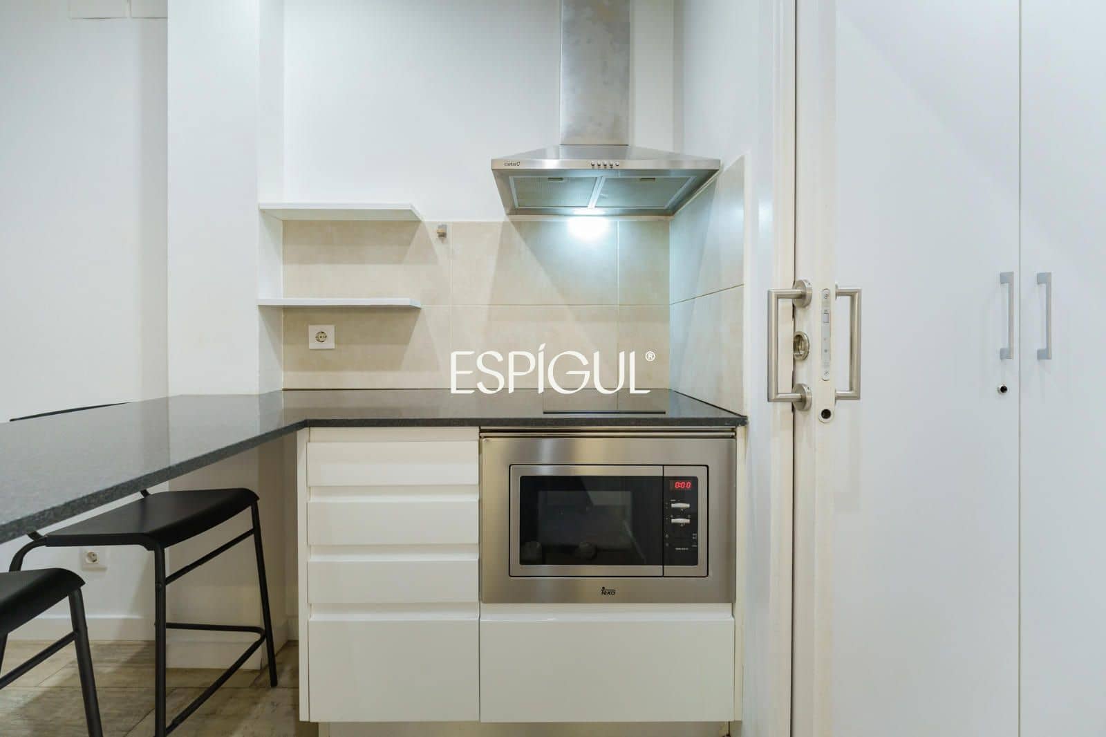 Kommersiell till salu i Barcelona stad - 150 000 € (Ref: 10124687)