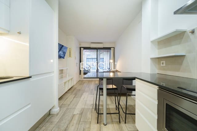 Kommersiell till salu i La Bordeta, Barcelona stad - 150 000 € (Ref: 10124687)