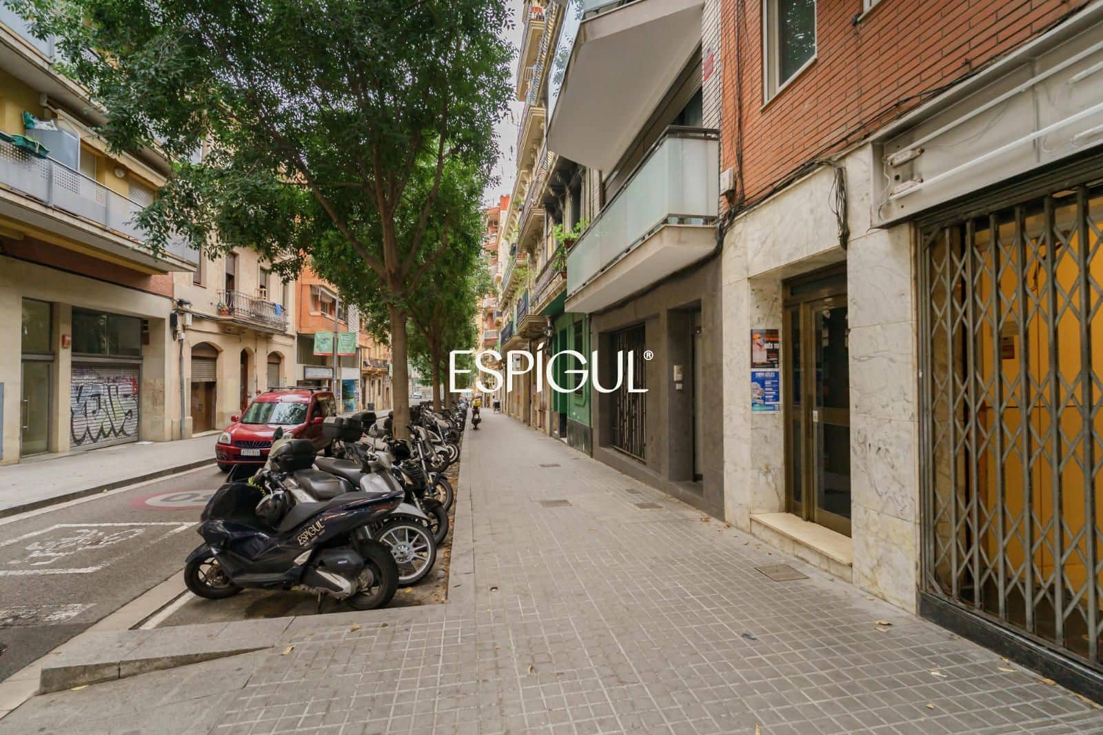 Kommersiell till salu i Barcelona stad - 150 000 € (Ref: 10124687)