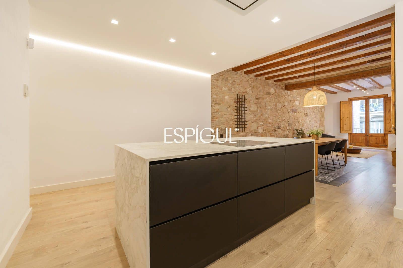 Piso de 3 habitaciones en Barcelona ciudad en venta - 845.000 € (Ref: 10125242)