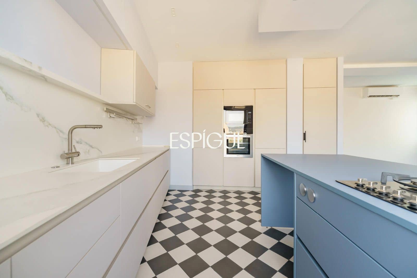 3 chambre Penthouse à vendre à Barcelone ville - 995 000 € (Ref: 10130218)