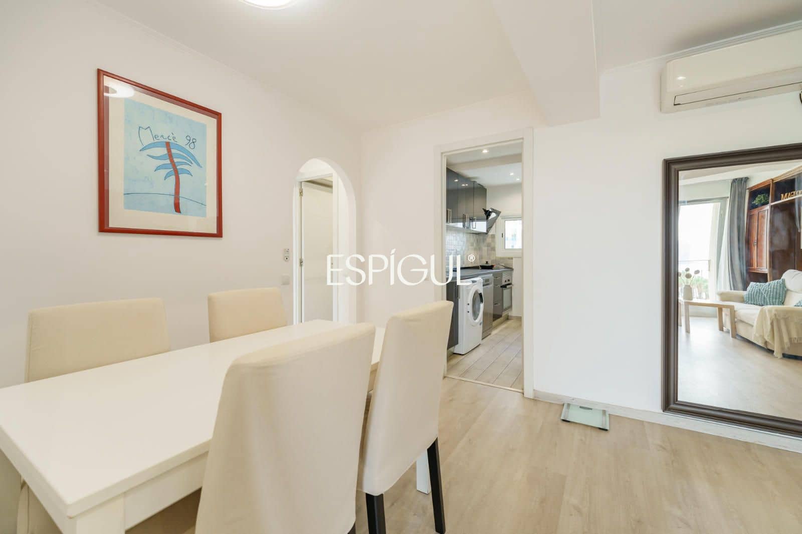 3 soveværelse Lejlighed til salg i Barcelona by - € 595.000 (Ref: 10138879)