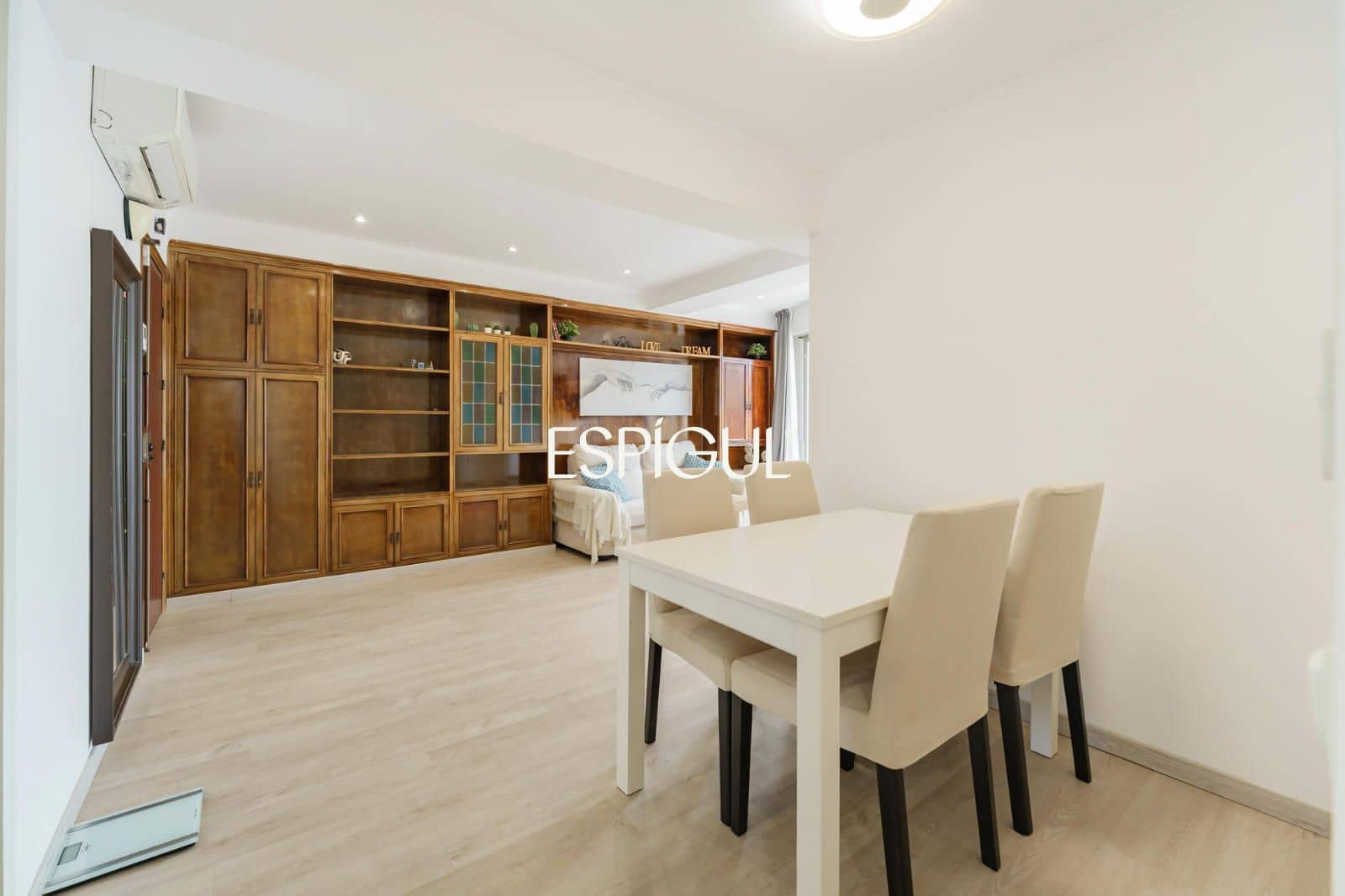 3 soveværelse Lejlighed til salg i Barcelona by - € 595.000 (Ref: 10138879)