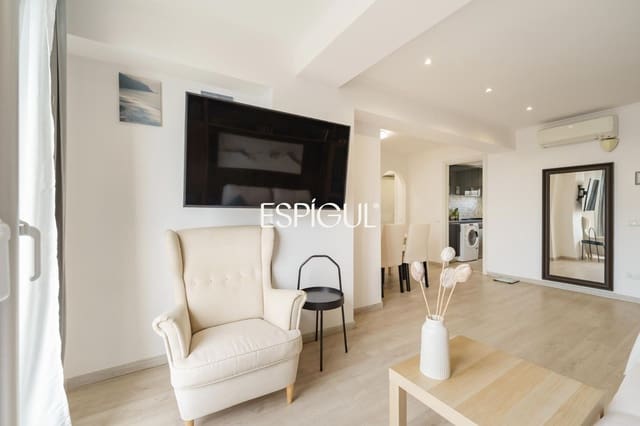 3 soveværelse Lejlighed til salg i La Barceloneta, Barcelona by - € 595.000 (Ref: 10138879)