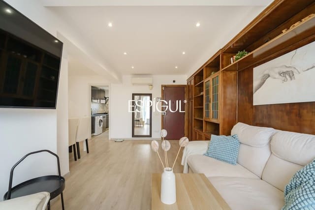 3 soveværelse Lejlighed til salg i La Barceloneta, Barcelona by - € 595.000 (Ref: 10138879)