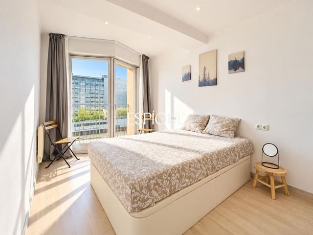 3 soveværelse Lejlighed til salg i La Barceloneta, Barcelona by - € 595.000 (Ref: 10138879)